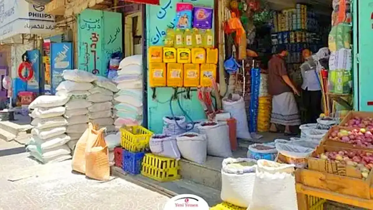 التضخم في اليمن يسجل ارتفاعًا قياسيًا مع أسعار سلة غذائية تصل لـ220 ألف ريال